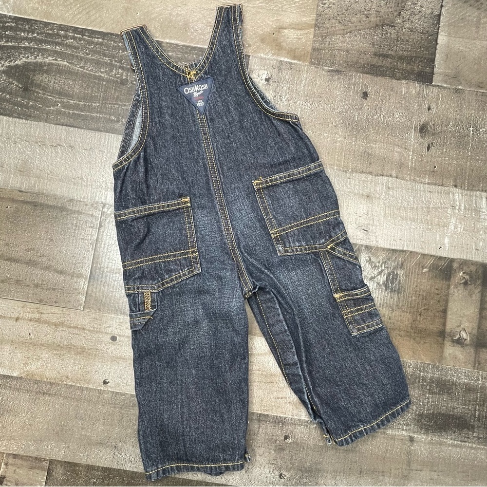 OshKosh B’gosh Denim Overall size 9 months - Picture 6 of 9